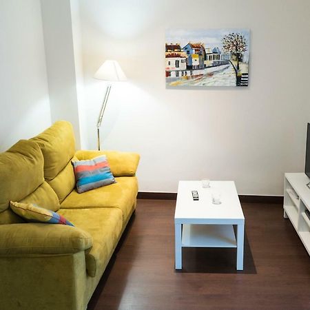 Apartamento Los Azahares Севиля Екстериор снимка