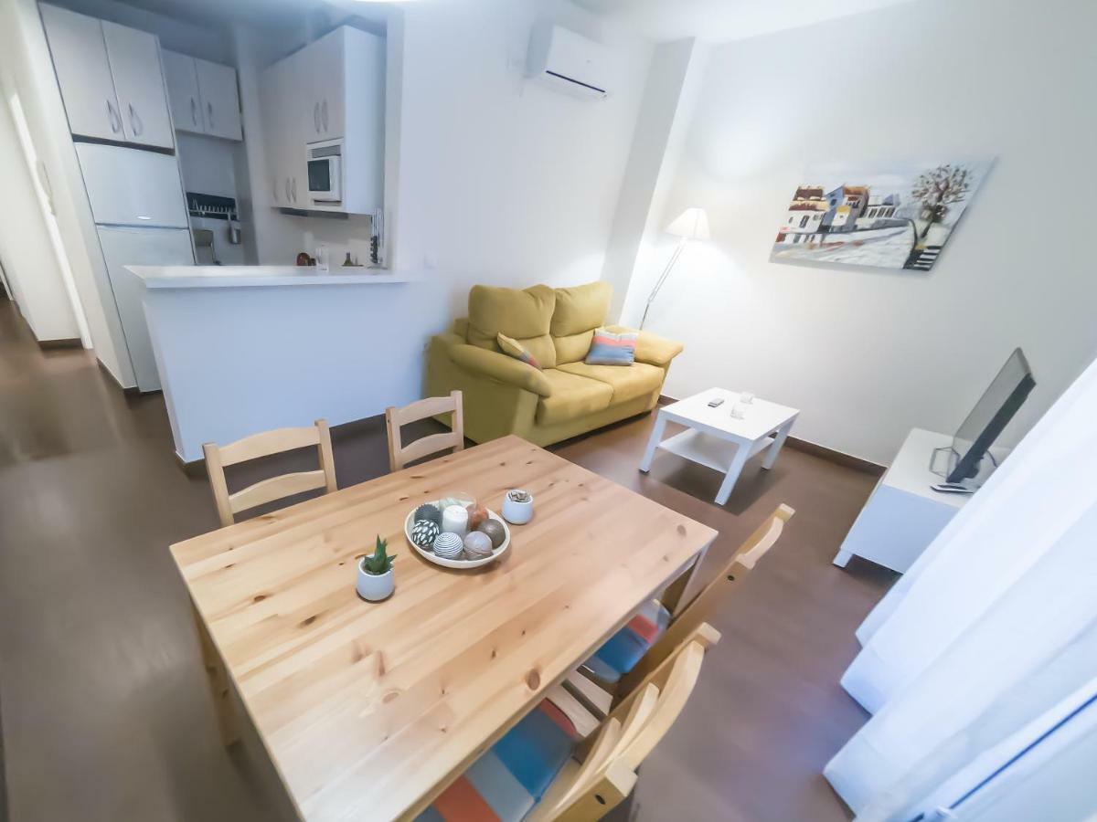 Apartamento Los Azahares Севиля Екстериор снимка